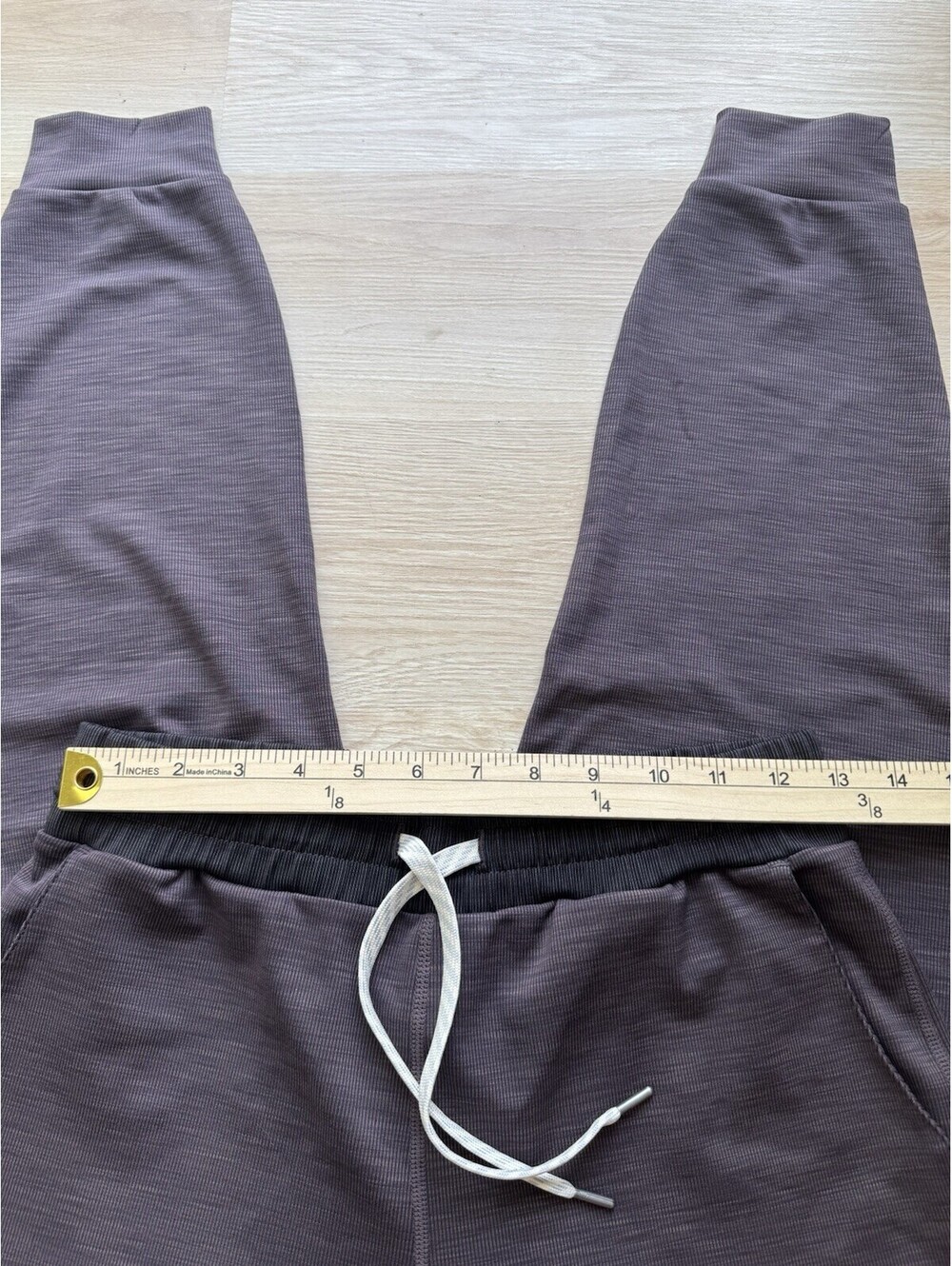 Vuori DreamKnit Athletic Performance Joggers in Purple Heather Women's Size XS - Picture 3 of 5
